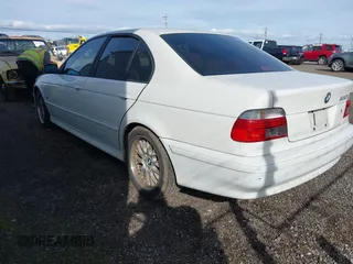 2002 BMW 5 Series 530iA with VIN WBADT63432CH86324, listed as a IAAI auction lot 41539599 with 174,616 mi miles. Bid and sale history available at carsss.com. Image 3.