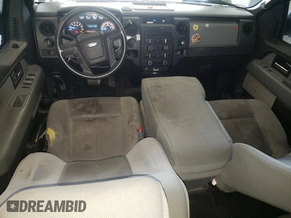 2013 Ford F-150 XL z VIN 1FTFX1EF4DKD52145, wystawiony jako Copart lot #58738525 z przebiegiem 209 330 mil mil oraz Czysty tytuł • Clean title. Historia ofert i sprzedaży dostępna na DreamBid. Obrazek 8.