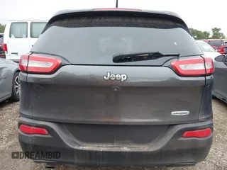 2015 Jeep Cherokee Latitude with VIN 1C4PJLCB6FW547788, listed as a IAAI auction lot 42177621 with 138,945 mi miles and . Bid and sale history available at carsss.com. Image 16.