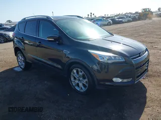2014 Ford Escape Titanium с VIN 1FMCU0J93EUE37582, выставлен на аукционе IAAI как лот 41969532 с пробегом 64 001 миль миль и . История ставок и продаж доступна на DreamBid. Изображение 1.