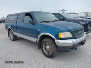 2000 Ford F-150 XL z VIN 2FTRX18LXYCA73744, wystawiony jako IAAI lot #42291629 z przebiegiem Nie podano mil oraz . Historia ofert i sprzedaży dostępna na DreamBid. Obrazek 1.