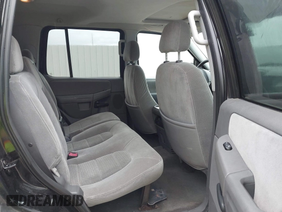 2005 Ford Explorer XLT with VIN 1FMZU63K15UA97278, listed as a IAAI auction lot 41861564 with 135,861 mi miles and . Bid and sale history available at DreamBid. Image 8.