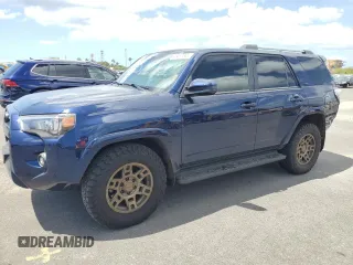 2022 Toyota 4Runner SR5 with VIN JTEEU5JR0N5260537, listed as a Copart auction lot 48436565 with 70,787 mi miles and Salvage title. Bid and sale history available at DreamBid. Image 1.