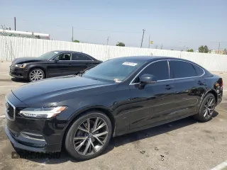 2019 Volvo S90 Momentum with VIN LVY102AK4KP097710, listed as a Copart auction lot 55883134 with 81,162 mi miles and Salvage Title. Bid and sale history available at carsss.com. Image 1.