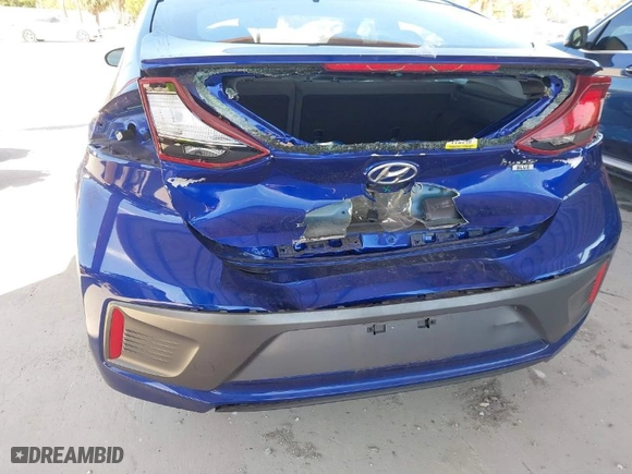 2020 Hyundai Ioniq Hybrid Blue with VIN KMHC65LC8LU241795, listed as a IAAI auction lot 41806566 with 63,774 mi miles. Bid and sale history available at carsss.com. Image 6.