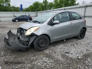 2007 Toyota Yaris z VIN JTDJT923975087207, wystawiony jako Copart lot #56908985 z przebiegiem 117 408 mil mil oraz Szkoda całkowita • Salvage title. Historia ofert i sprzedaży dostępna na DreamBid. Obrazek 1.