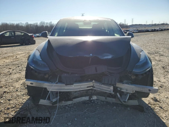 2022 Tesla Model 3 with VIN 5YJ3E1EA2NF317860, listed as a Copart auction lot 47372235 with 44,057 mi miles and Salvage Title. Bid and sale history available at DreamBid. Image 5.