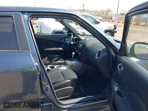 2011 Nissan Juke SL with VIN JN8AF5MV5BT028629, listed as a IAAI auction lot 42116881 with 57,231 mi miles. Bid and sale history available at carsss.com. Image 5.