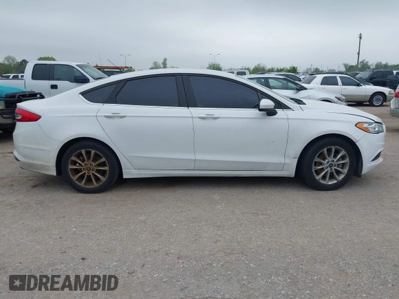 2017 Ford Fusion SE with VIN 3FA6P0H79HR149533, listed as a IAAI auction lot 41886152 with 119,049 mi miles. Bid and sale history available at carsss.com. Image 13.