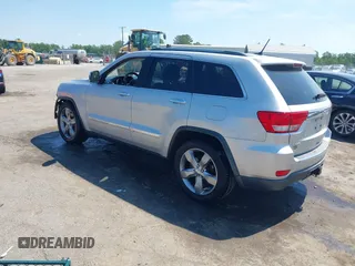 2011 Jeep Grand Cherokee Overland with VIN 1J4RR6GGXBC526649, listed as a IAAI auction lot 42162327 with 185,129 mi miles and . Bid and sale history available at DreamBid. Image 3.
