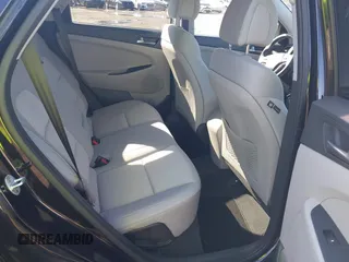 2017 Hyundai Tucson SE with VIN KM8J3CA48HU262668, listed as a IAAI auction lot 41852976 with 22,299 mi miles. Bid and sale history available at carsss.com. Image 8.