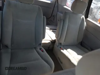 2012 Nissan Quest LE z VIN JN8AE2KP3C9031601, wystawiony jako IAAI lot #42002775 z przebiegiem Nie podano mil oraz . Historia ofert i sprzedaży dostępna na DreamBid. Obrazek 8.