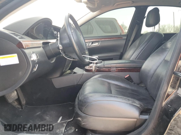 2008 Mercedes-Benz S 550 with VIN WDDNG71X88A197257, listed as a Copart auction lot 49098495 with 182,514 mi miles and Salvage Title. Bid and sale history available at DreamBid. Image 7.