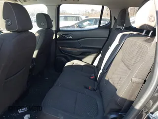 2017 GMC Acadia SLE with VIN 1GKKNSLS2HZ295102, listed as a IAAI auction lot 41354467 with 78,504 mi miles. Bid and sale history available at carsss.com. Image 8.