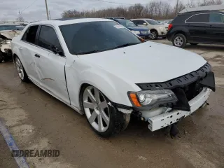 2012 Chrysler 300 SRT8 with VIN 2C3CCAFJ0CH801820, listed as a Copart auction lot 86644424 with 40,285 mi miles and Salvage Title. Bid and sale history available at carsss.com. Image 4.