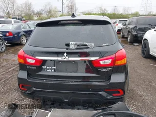 2018 Mitsubishi Outlander Sport ES 2.0 with VIN JA4AR3AU3JU019868, listed as a IAAI auction lot 41957304 with 87,305 mi miles. Bid and sale history available at carsss.com. Image 17.