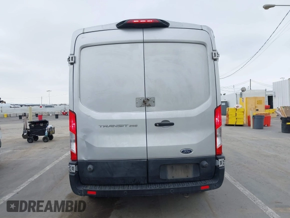 2019 Ford Transit с VIN 1FTYR2CM8KKB16413, выставлен на аукционе IAAI как лот 42367266 с пробегом 192 037 миль миль и . История ставок и продаж доступна на DreamBid. Изображение 17.