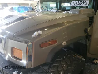 2004 Hummer H2 with VIN 5GRGN23U34H104465, listed as a Copart auction lot 41432055 with 154,346 mi miles and Salvage Title. Bid and sale history available at carsss.com. Image 12.