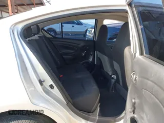 2015 Nissan Versa SV with VIN 3N1CN7AP7FL940992, listed as a IAAI auction lot 41972981 with 92,304 mi miles. Bid and sale history available at carsss.com. Image 8.