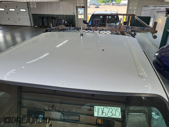 2015 Ford F-250 XL with VIN 1FD7X2B66FEC84863, listed as a IAAI auction lot 42791463 with 263,872 mi miles and . Bid and sale history available at DreamBid. Image 13.