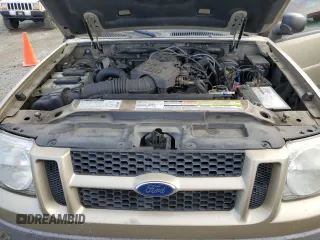 2001 Ford Explorer Sport z VIN 1FMCU70E11UC05855, wystawiony jako Copart lot #50819265 z przebiegiem 105 311 mil mil oraz Tytuł czysty. Historia ofert i sprzedaży dostępna na DreamBid. Obrazek 12.