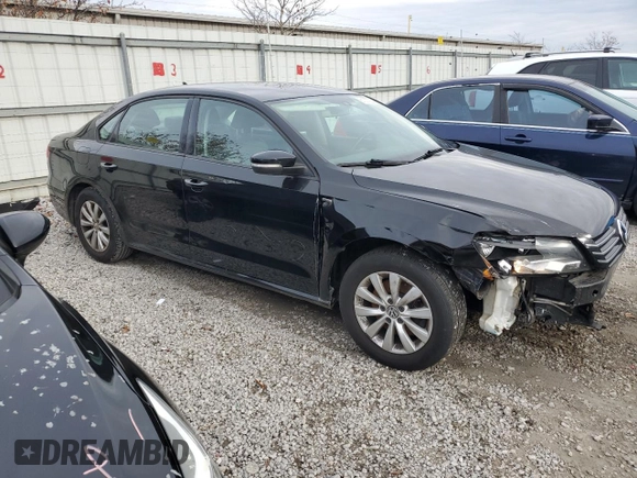 2014 Volkswagen Passat Wolfsburg Edition z VIN 1VWAT7A37EC062768, wystawiony jako Copart lot #81237924 z przebiegiem 109 805 mil mil oraz Szkoda całkowita • Salvage title. Historia ofert i sprzedaży dostępna na DreamBid. Obrazek 4.
