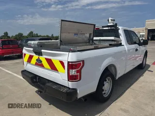 2019 Ford F-150 XL z VIN 1FTEX1C51KKC92425, wystawiony jako IAAI lot #42526412 z przebiegiem 150 373 mil mil oraz . Historia ofert i sprzedaży dostępna na DreamBid. Obrazek 16.