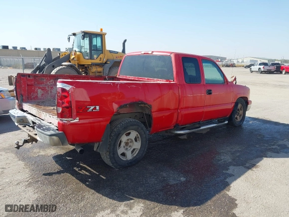 2006 Chevrolet Silverado 1500 LT2 with VIN 1GCEK19B96Z178794, listed as a IAAI auction lot 40637769 with 1 mi miles. Bid and sale history available at carsss.com. Image 4.