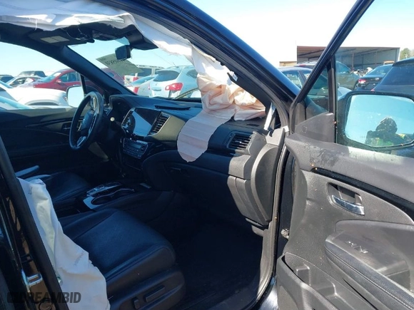 2019 Honda Passport Elite with VIN 5FNYF8H01KB002512, listed as a IAAI auction lot 41605830 with 86,144 mi miles. Bid and sale history available at carsss.com. Image 5.
