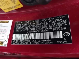 2019 Toyota C-HR XLE with VIN JTNKHMBX5K1062246, listed as a IAAI auction lot 41515839 with 44,098 mi miles. Bid and sale history available at carsss.com. Image 9.