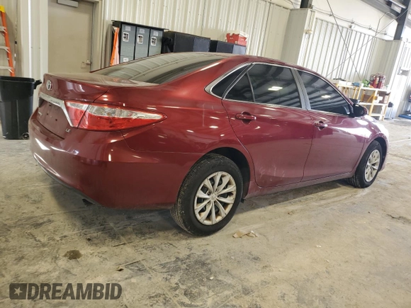 2015 Toyota Camry XLE with VIN 4T1BF1FK1FU972435, listed as a Copart auction lot 41929005 with Not Provided miles and Clean Title. Bid and sale history available at carsss.com. Image 3.