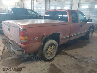 2001 Chevrolet Silverado 1500 LT with VIN 2GCEK19T411274200, listed as a IAAI auction lot 41505190 with 112,751 mi miles. Bid and sale history available at carsss.com. Image 4.