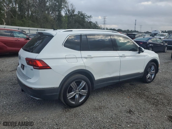 2018 Volkswagen Tiguan SEL Premium with VIN 3VV5B7AX0JM120238, listed as a Copart auction lot 44517575 with 81,991 mi miles and Salvage Title. Bid and sale history available at carsss.com. Image 3.