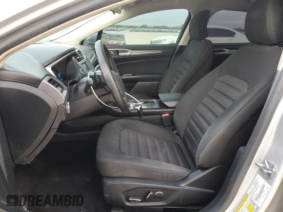 2017 Ford Fusion SE with VIN 3FA6P0HDXHR380057, listed as a Copart auction lot 52784005 with 115,038 mi miles and Salvage title. Bid and sale history available at DreamBid. Image 7.