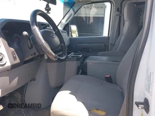 2009 Ford Econoline Cargo с VIN 1FTNE24L89DA20168, выставлен на аукционе IAAI как лот 42245830 с пробегом 132 839 миль миль и . История ставок и продаж доступна на DreamBid. Изображение 5.