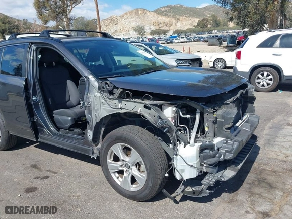 2019 Toyota RAV4 XLE with VIN JTMW1RFV4KJ011997, listed as a IAAI auction lot 41637563 with 55,326 mi miles. Bid and sale history available at carsss.com. Image 6.