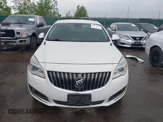 2017 Buick Regal Sport Touring z VIN 2G4GL5EX8H9103530, wystawiony jako IAAI lot #42322960 z przebiegiem 164 508 mil mil oraz . Historia ofert i sprzedaży dostępna na DreamBid. Obrazek 13.