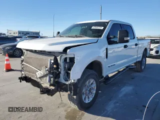 2022 Ford F-250 XL z VIN 1FT8W2BT0NEC37540, wystawiony jako Copart lot #42045725 z przebiegiem 26 503 mil mil oraz Szkoda całkowita • Salvage title. Historia ofert i sprzedaży dostępna na DreamBid. Obrazek 1.