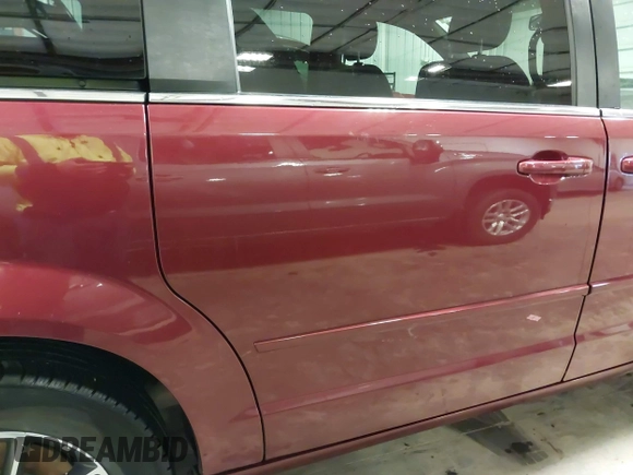 2017 Dodge Grand Caravan SXT with VIN 2C4RDGCG5HR749052, listed as a IAAI auction lot 42010625 with 118,833 mi miles and . Bid and sale history available at DreamBid. Image 18.
