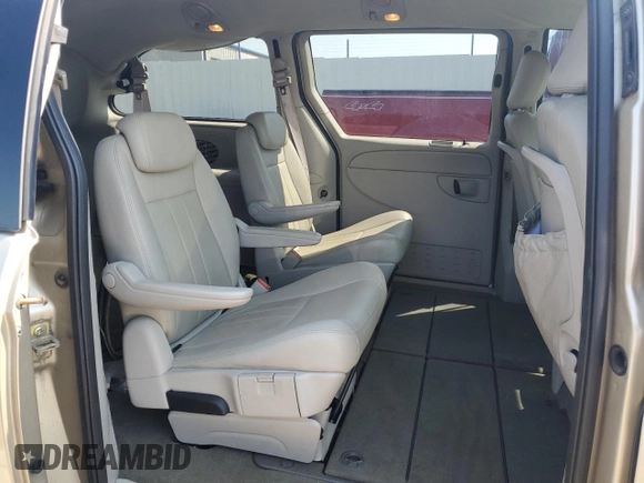 2006 Chrysler Town & Country LWB Touring with VIN 2A8GP54L26R887653, listed as a Copart auction lot 62908044 with 193,608 mi miles and Non Repairable. Bid and sale history available at carsss.com. Image 11.