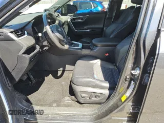 2024 Toyota RAV4 Hybrid XSE with VIN 4T3E6RFV7RU142432, listed as a Copart auction lot 49474995 with 30,147 mi miles and Clean Title. Bid and sale history available at DreamBid. Image 7.
