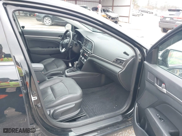 2019 Hyundai Elantra SEL with VIN 5NPD84LF3KH424053, listed as a IAAI auction lot 41467524 with 82,943 mi miles. Bid and sale history available at carsss.com. Image 5.