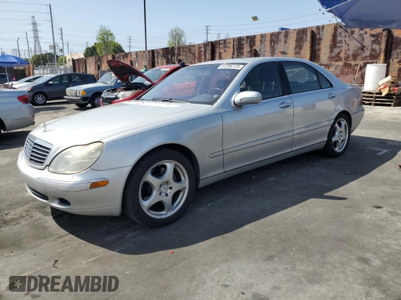 2001 Mercedes-Benz S-Class with VIN WDBNG75J81A211002, listed as a Copart auction lot 51296725 with 148,065 mi miles and Salvage Title. Bid and sale history available at carsss.com. Image 1.