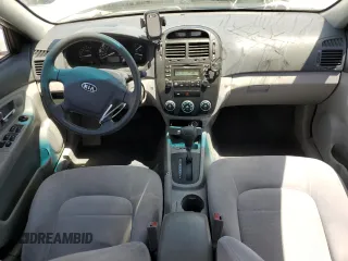 2008 Kia Spectra EX z VIN KNAFE121685506287, wystawiony jako Copart lot #58065295 z przebiegiem 181 686 mil mil oraz Szkoda całkowita • Salvage title. Historia ofert i sprzedaży dostępna na DreamBid. Obrazek 8.
