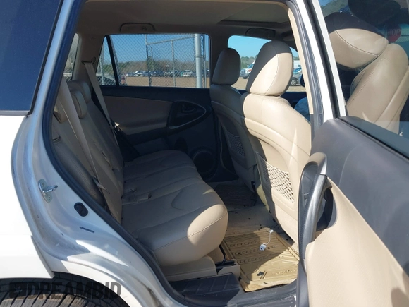 2011 Toyota RAV4 Ltd with VIN 2T3YF4DV1BW057806, listed as a IAAI auction lot 41237304 with 158,305 mi miles. Bid and sale history available at carsss.com. Image 8.