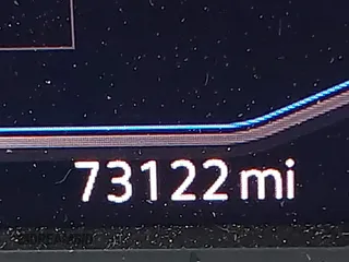 2019 Volkswagen Atlas SEL Premium с VIN 1V2NR2CA5KC605594, выставлен на аукционе IAAI как лот 42335436 с пробегом 73 122 миль миль и . История ставок и продаж доступна на DreamBid. Изображение 14.