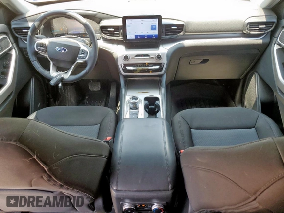 2022 Ford Explorer XLT with VIN 1FMSK7DH8NGB62920, listed as a Copart auction lot 56868815 with 26,425 mi miles and Salvage title. Bid and sale history available at DreamBid. Image 8.
