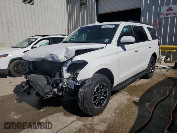 2022 Ford Expedition XLT with VIN 1FMJU1JT4NEA57220, listed as a Copart auction lot 46692975 with 66,921 mi miles and Salvage Title. Bid and sale history available at carsss.com. Image 1.
