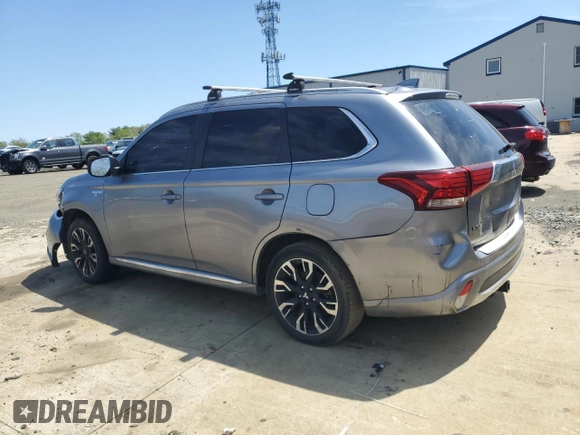 2018 Mitsubishi Outlander SEL with VIN JA4J24A56JZ028053, listed as a Copart auction lot 54920335 with 102,919 mi miles and Clean title. Bid and sale history available at DreamBid. Image 2.