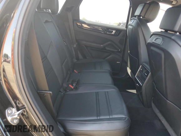 2019 Porsche Cayenne с VIN WP1AA2AY3KDA08539, выставлен на аукционе Copart как лот 60115345 с пробегом 43 768 миль миль и Списание • Salvage title. История ставок и продаж доступна на DreamBid. Изображение 11.